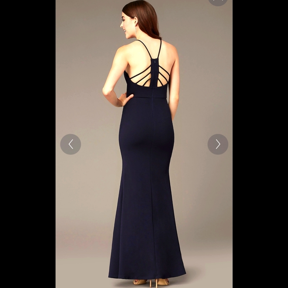 Simply Long Navy Triangle Neck Formal Medium